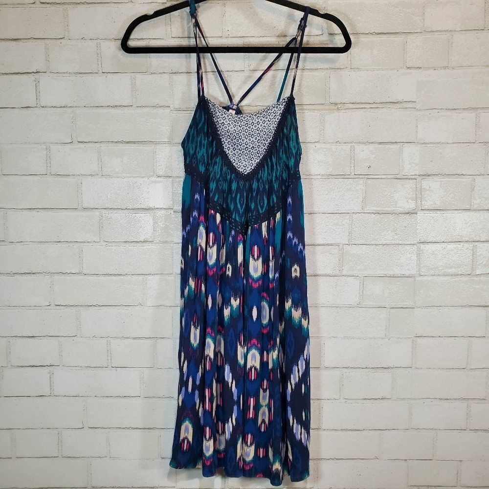 Xhilaration cute flowy dress‎